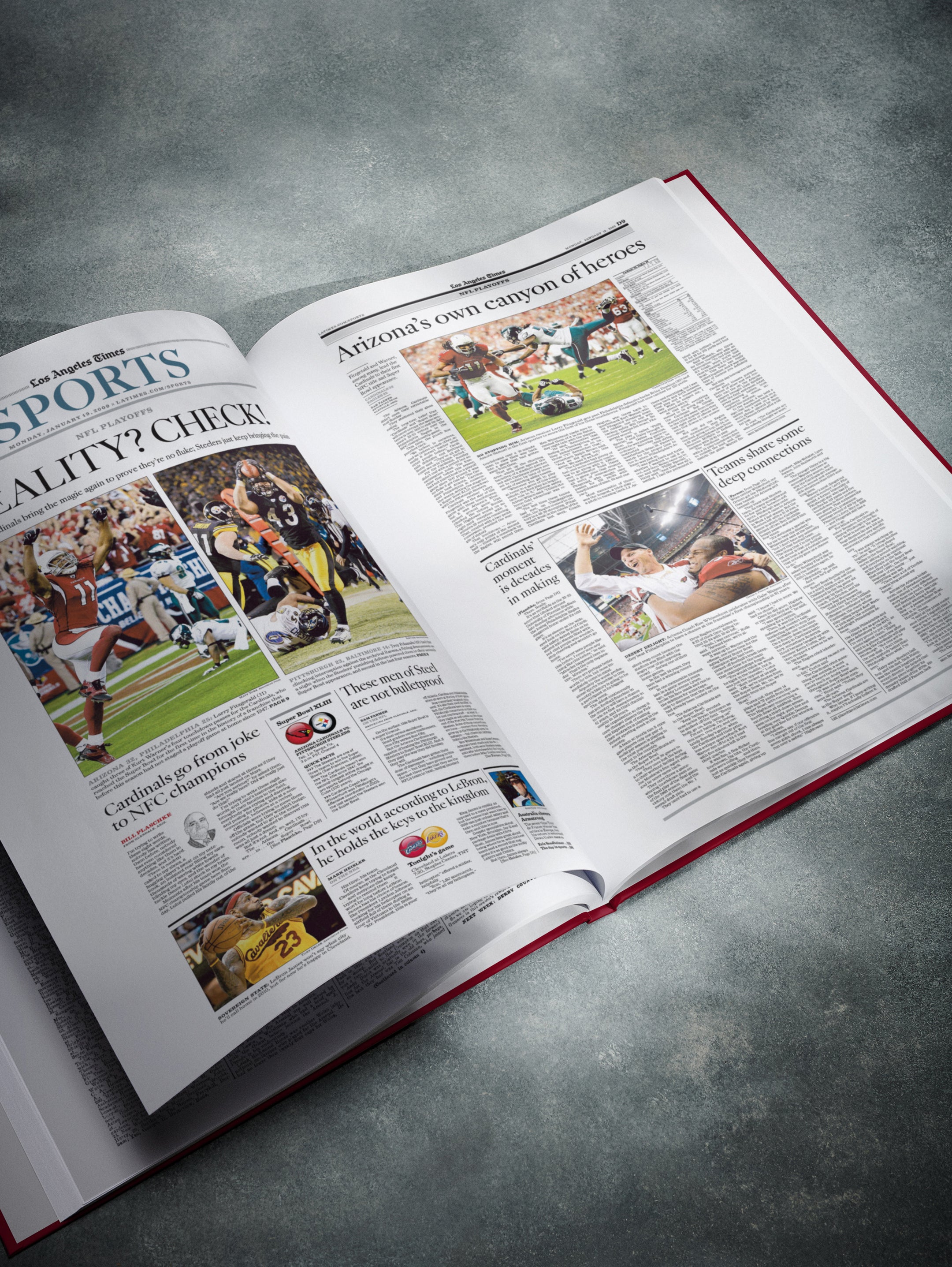 The US Football History of Arizona Cardinals Book - Historic Newspapers