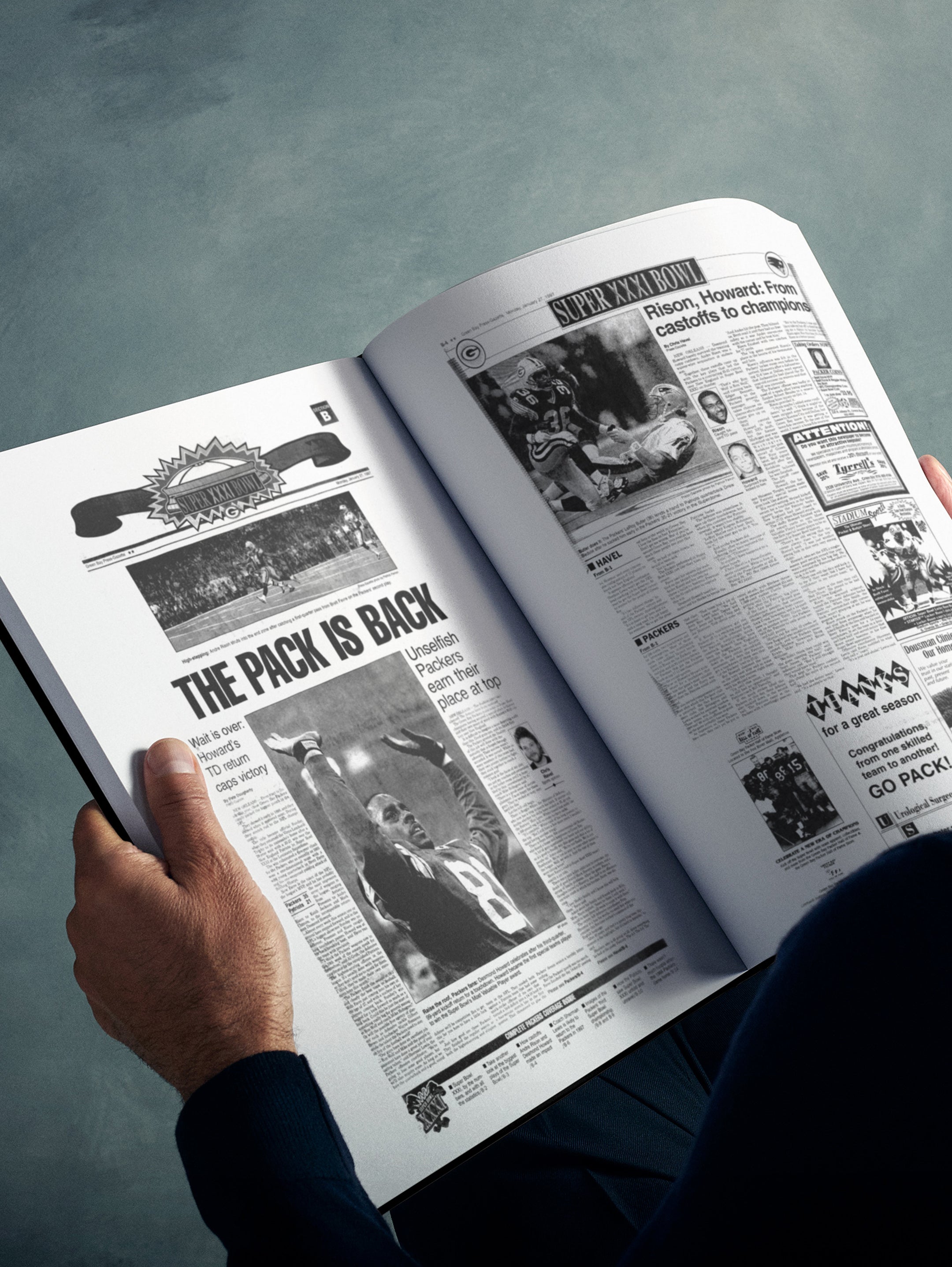 The US Football History of Green Bay Packers Book - Historic Newspapers