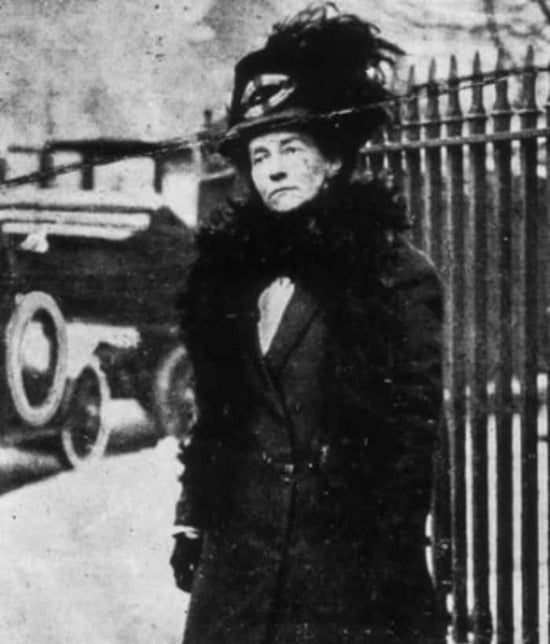 Suffragette Martyr: Emily Davison Death | Historic Newspapers